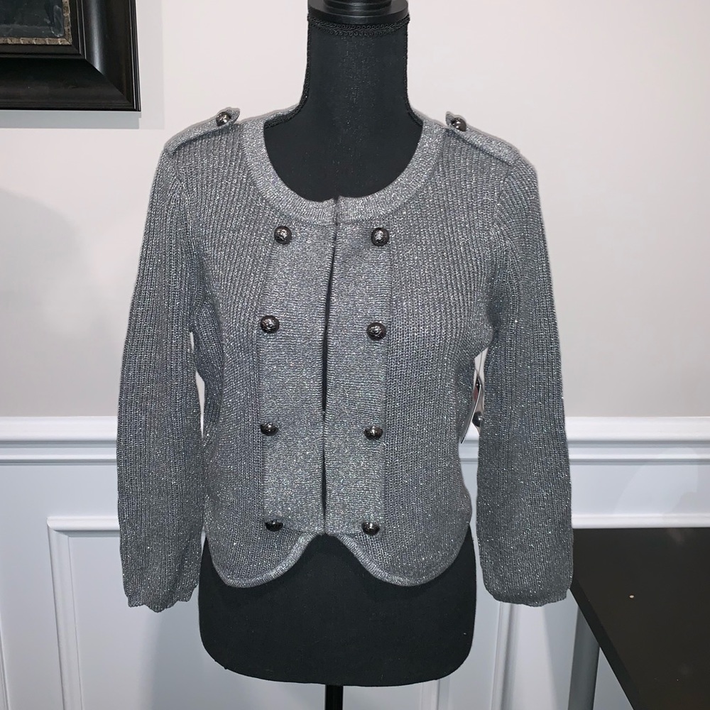 🆕🆕 Vince Camuto Cardigan -small